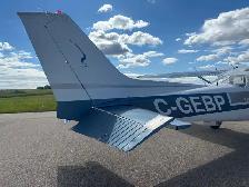 Cessna 172M Skyhawk II Plane - Photo 8