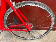 2007 TREK Equinox e9 Road Bike MINT CONDITION - Photo 4
