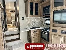 2020 FOREST RIVER FLAGSTAFF 524LWS Fifth Wheel - Photo 10