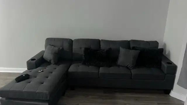 New Wonderful Sectional 4 Seater Sofa-Free Delivery