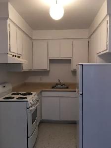 3 ½ à louer à Ahunstic, près de Henri-Bourassa! - Photo 2