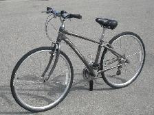 SMALL LADIES HYBRID LIGHT 700C GIANT CYPRESS 21 SPD ROAD RACER!
