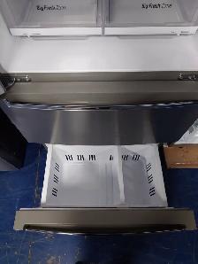 LG '33' Stainless Steel French Door 4-Door Fridge on Sale‼️ - Photo 9