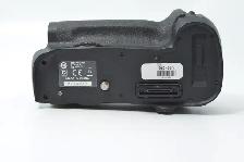 Nikon MB-D12 Multi Power Battery Pack ID 3114 - Photo 6