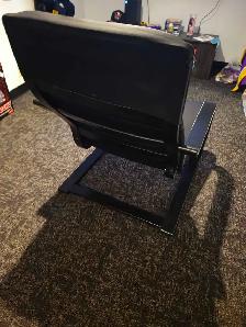 Lounge Chair - Photo 2