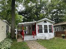 Seasonal Mobile Home - Photo 4