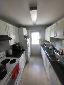 furnished room for rent - Photo 8