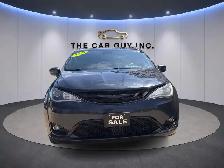 2019 Chrysler Pacifica Limited - Photo 2