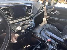 2019 Chrysler Pacifica Limited - Photo 12