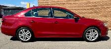 2017 Volkswagen Jetta TSIHighline, loaded with premium features! - Photo 4