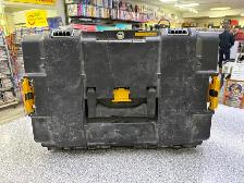 DeWalt ToughSystem 2.0 Medium Toolbox - Photo 5