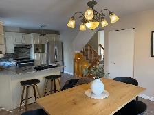 maison à louer 1 août 3 chambres 1950$/mois - Photo 2