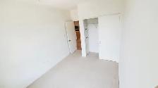 Spacious modern 1 bedroom /Den Suite across from Langara station - Photo 9