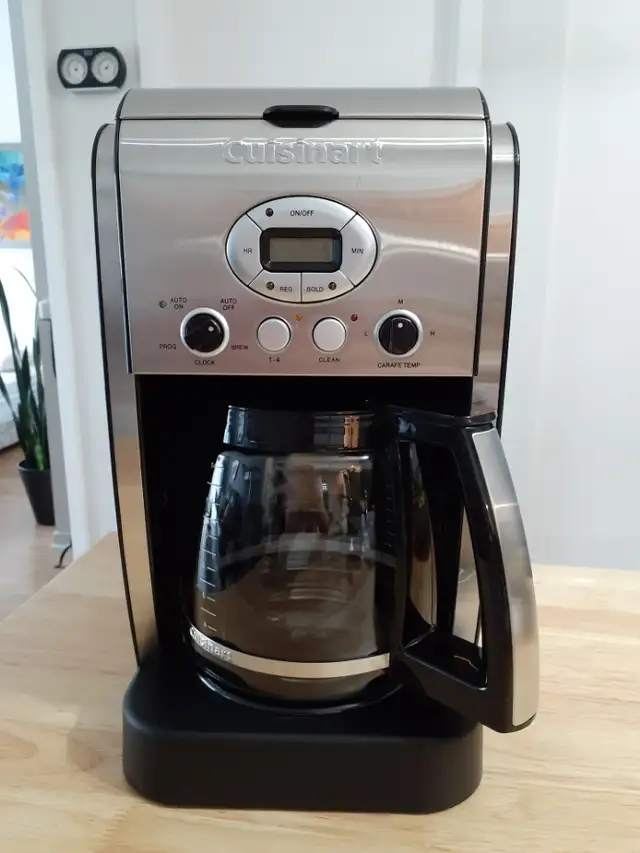 Cafetière Cuisinart en acier inoxydable NEUVE
