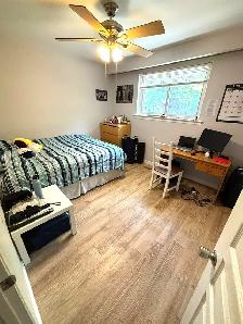SCARBORO McCOWAN ELLESMERE UTSC 2 LG PRIVATE ROOMS  PARKING - Photo 5