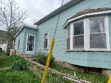3 bed 1201  Main street Wolfe island - Photo 12