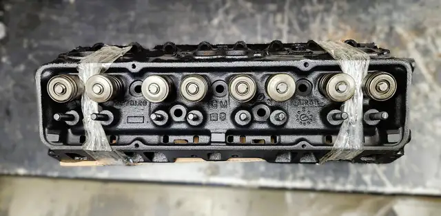 Tête de Moteur Fonte GM 350 / 327 (Casting 3970126) - Classic Ch