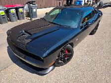 2018 Dodge Challenger SRT 392 / 6 SPEED MANUAL ! 485HP - Photo 16