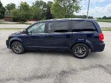 2017 Dodge Caravan SXT LOADED ONLY 180KM - Photo 7