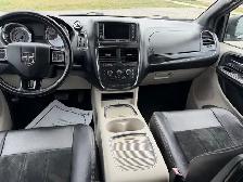 2017 Dodge Caravan SXT LOADED ONLY 180KM - Photo 10