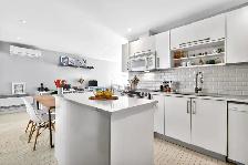 Magnifique Condo moderne avec terrasse privée! - Photo 2