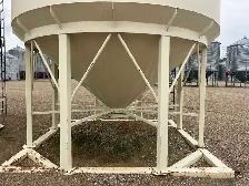 Fertilizer bin - Photo 4