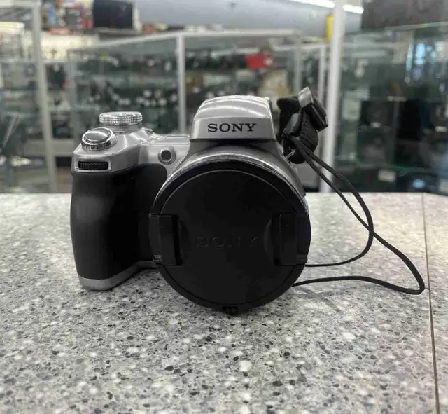 Sony DSC-H1 Digital Camera