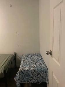 Room for Rent - Photo 3