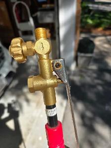 Red Dragon Torch - Photo 3