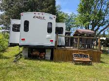 Roulotte Jayco Eagle Super lite -32 pieds située au Camping Thom - Photo 3