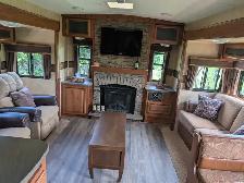 Roulotte Jayco Eagle Super lite -32 pieds située au Camping Thom - Photo 4