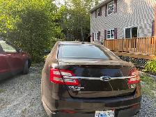 2014 Ford Taurus 3500 - Photo 3