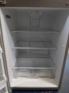 Whirlpool '30' Stainless Steel Top Freezer Bottom Fridge on Sale - Photo 7