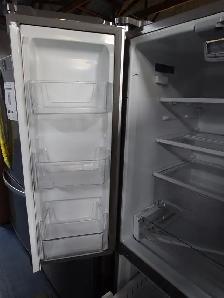 Whirlpool '30' Stainless Steel French Door Fridge on Sale‼️ - Photo 5