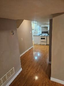 2 bedrooms basement Apt- William Parkway and Main (Brampton) - Photo 3