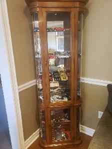 Glass hutch