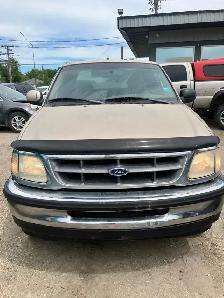 4x4 ~ 1998 Ford F250 ~ SAFETIED - Photo 2