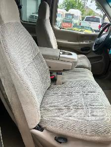 4x4 ~ 1998 Ford F250 ~ SAFETIED - Photo 4