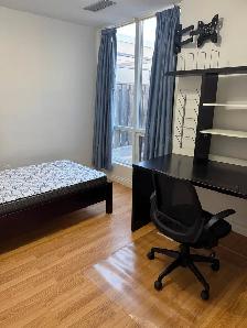 Quiet Furnished  Room Ready for moving in - Photo 2