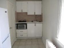 Vanier Close to Beechwood Avenue - Photo 4