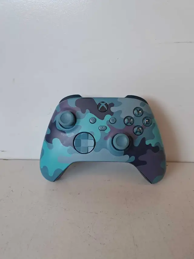 Blue Camo Xbox Controller (31997324)