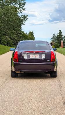 All Original 2006 Cadillac CTS, 6-speed manual - 43,000 KMs - Photo 4
