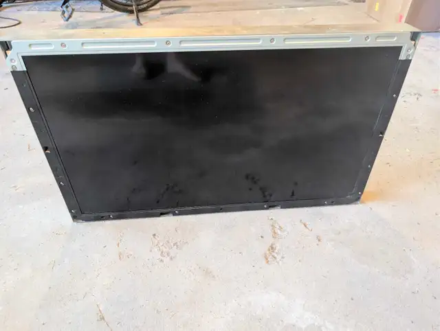 Nintendo Wii U Store Kiosk 32' OEM Monitor