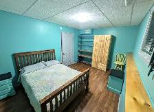 Rental Room Red Deer Alberta, Non-Smoking - Photo 3
