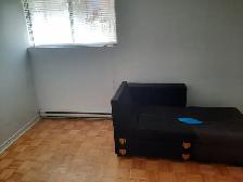 Demi sous-sol a louer 1300$ par mois Ahuntsic - Photo 2