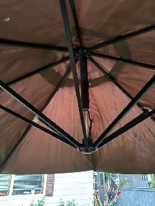 11 ft UMBRELLA CRANKED WITH STAND - Photo 3