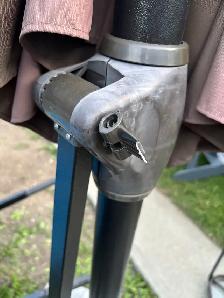 11 ft UMBRELLA CRANKED WITH STAND - Photo 7