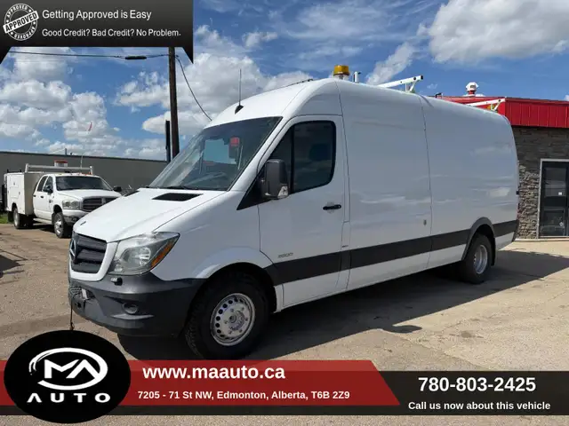 2015 Mercedes-Benz Sprinter Cargo Van RWD 3500 V6 170'