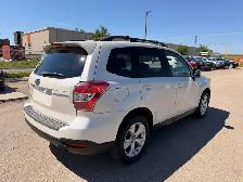 2014 Subaru Forester i Limited AWD : Low Mileage - Photo 4
