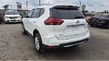 2017 Nissan Rogue SV, AWD, ONLY 36,000KMS, LOADED, LOW KMS, CERT - Photo 3